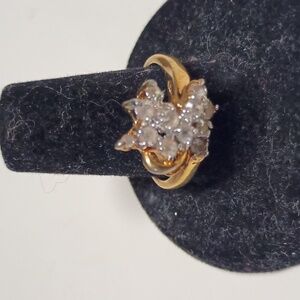 14 kt ep cluster ring‎